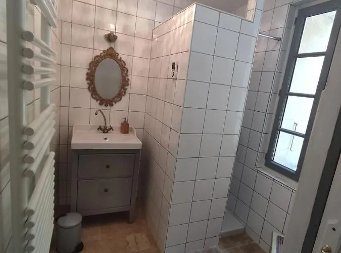 Panzió Les Houstalous Lacombe