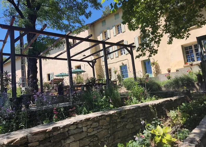 Les Houstalous Panzió